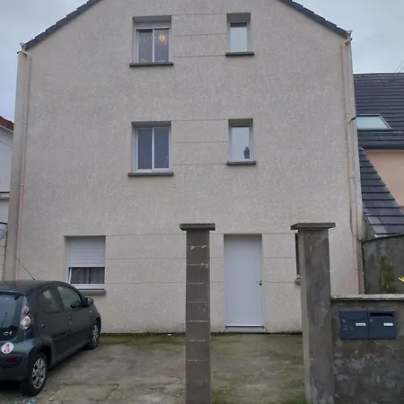 3 Pieces Avec Terrasse Et Jardin Apartment